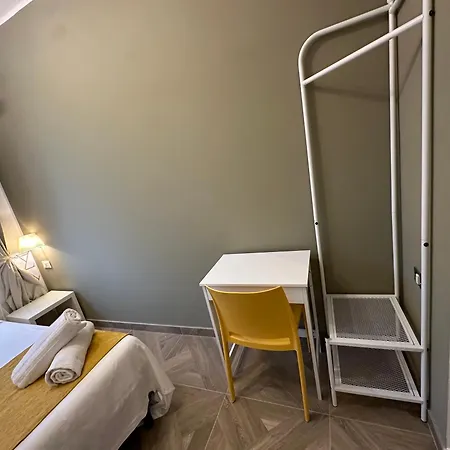 Hotel Link - Jcube Hotellerie *