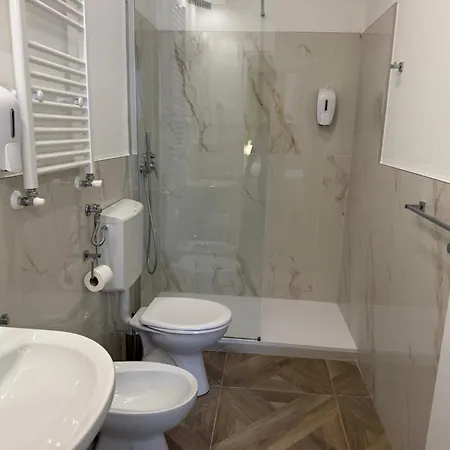 Link - Jcube Hotellerie Hotel Rho