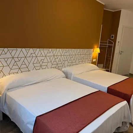 Hotel Link - Jcube Hotellerie